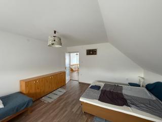 Chill & Pool Retreat Almádi - 3