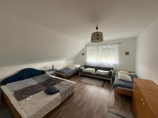 Chill & Pool Retreat Almádi - 2