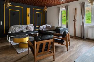 Villa Skylodges mit 9 Wohnungen - 2