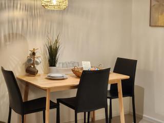 Be Cozy Silom Modern 2BR 1-min to BTS & MRT - 2