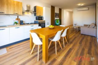 Charming Central Mosta Apartment - 2