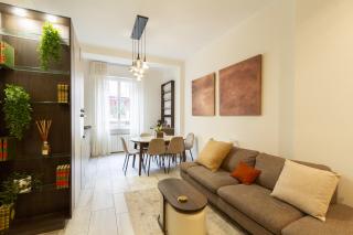 Stylish Stay in Bocconi with Patio - Porta Romana - 3