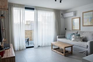 Ch ula Vista TUCUMAN - Escapate a Mardel en pareja o familia a metros de Güemes, con cochera y buen wifi - 2