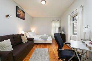 Stylish 3BR Loft - 10 Guests - Heart of Plateau - 7