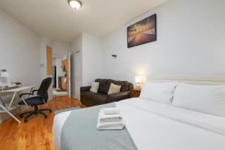 Stylish 3BR Loft - 10 Guests - Heart of Plateau - 4