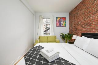 Stylish 3BR Loft - 10 Guests - Heart of Plateau - 1