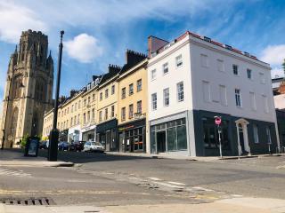 5 Park Street Avenue - Urban Apartments - 1