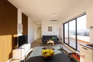 Penthouse Retreat for Couples in Historic Mosta - 8