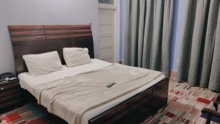 Shees Hotel - 1