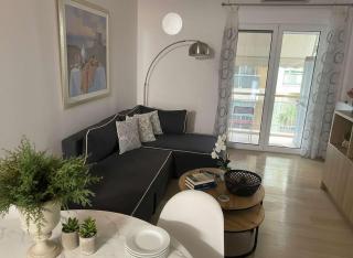 Urban Soul Modern 2BR Retreat in Exarcheia - 6