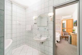 Tranzit Vendégház B - 7