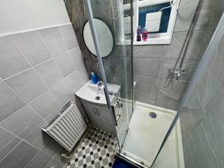 Comfortable Room near Euston & Camden - 8