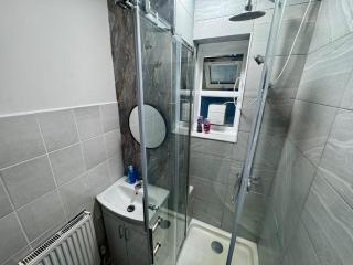 Comfortable Room near Euston & Camden - 5