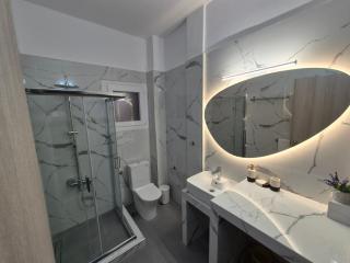 uranus apartment - 1