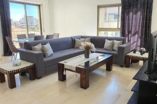 Family Comfort 3BR with Balcony - 9