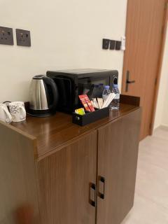 شقة فاخرة بغرفتين نوم وصالة - 4