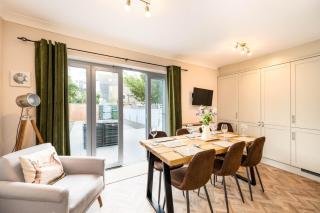 Tranquil 3BD Haven by the Sea in Littlehampton - 1