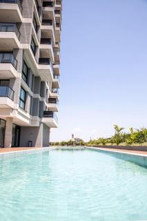 Just 100 meters from Shopping del Sol - 4