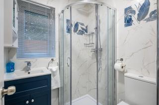 Newly refurbed 3Bed Annexe - With Parking! - 2