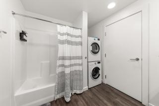 2BR Cozy Apartment in DT - 5