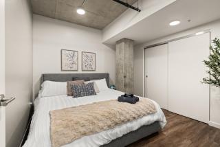 2BR Cozy Apartment in DT - 8