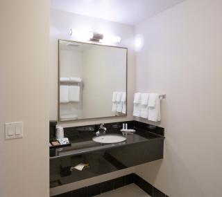 Fairfield Inn & Suites by Marriott Venice - 9