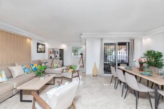 Cozy 4 Bedroom Townhouse - Swimming Pool - 8