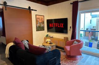 Ocean View Balcony, 4 Min Walk to Beach - Manhattan Beach - 2