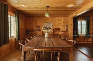 Lakeside Lodge - Deck Views, Golf, Basketball, Spa - 8