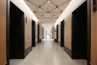 Marquise Square 410 - 3