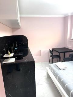 Quiet Apartment Near The Park, Metro, Centre, WI-FI - by HIK Apartments - 7