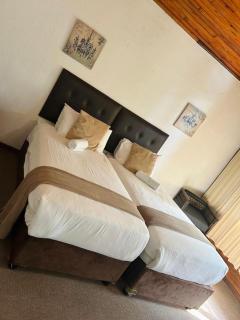 North Coast Gateway Hotel - 1