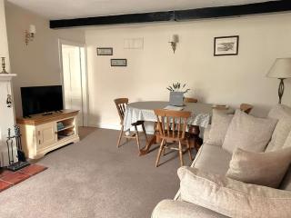 COSY COTTAGE - Wells-next-the-Sea - 8