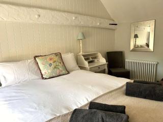 WELL COTTAGE - Salthouse - 1