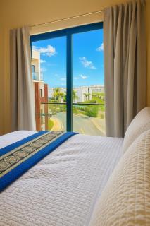 Beach, Golf, Pools, Jacuzzi, and many more! - 6