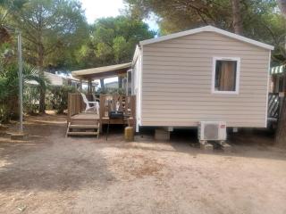 Trigano évolution 35 climatisé, 3 chambres dans camping 4 étoiles à La Presqu'ile du Barcares - 0