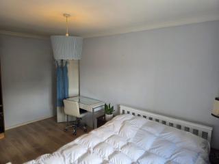 Spacious rooms Golders Green NW2 - 3