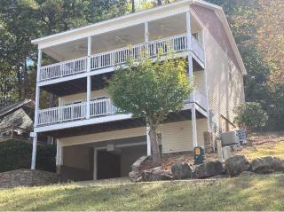 House #16 - Weiss Decision - (No pets) Lake View - 0