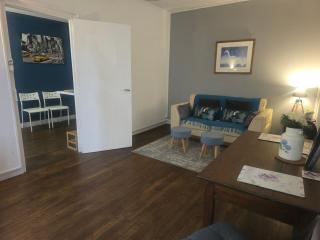 Number 22 - Le Dorat - Apartment One with garden & free parking - 2