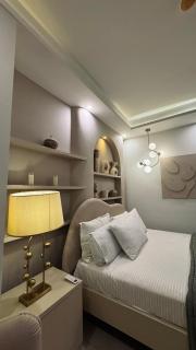 Stay Luxe Stylish 2BHK in Bahria Town Prime Location - 4