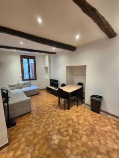 Appartement chaleureux au charme ancien au calme - 2