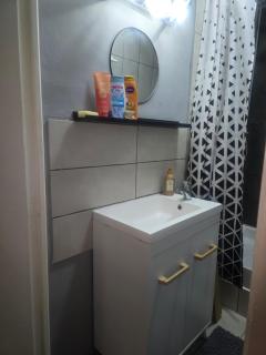 Number 22 - Le Dorat - Apartment 3 with garden & free parking - 1