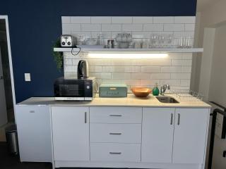 Upmarket Studio Apartment in Cape Town City Centre - The Adderley - 9