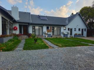 The Cypress Guesthouse - 8