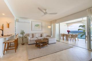 Villas On The Beach 305 home - 8