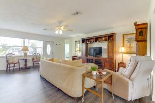 1 Mi to Sand! Deerfield Beach Home w/ Patio - 6