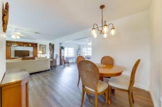 Walk to The Cove! Central Deerfield Beach Home - 2