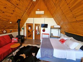 Romântico Chalé Vermelho Hidromassagem e Calefator - 9