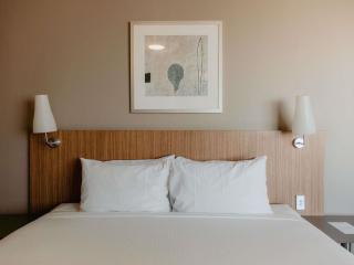 Mercure Sydney Parramatta - 4