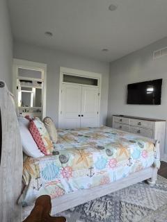 Luxurious Eastern Shore Getaway - 2